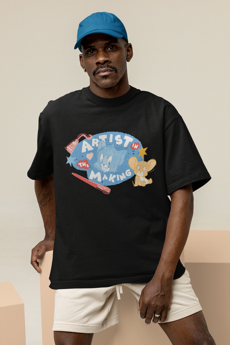 Official Tom & Jerry - Artist Making Oversized T-Shirt